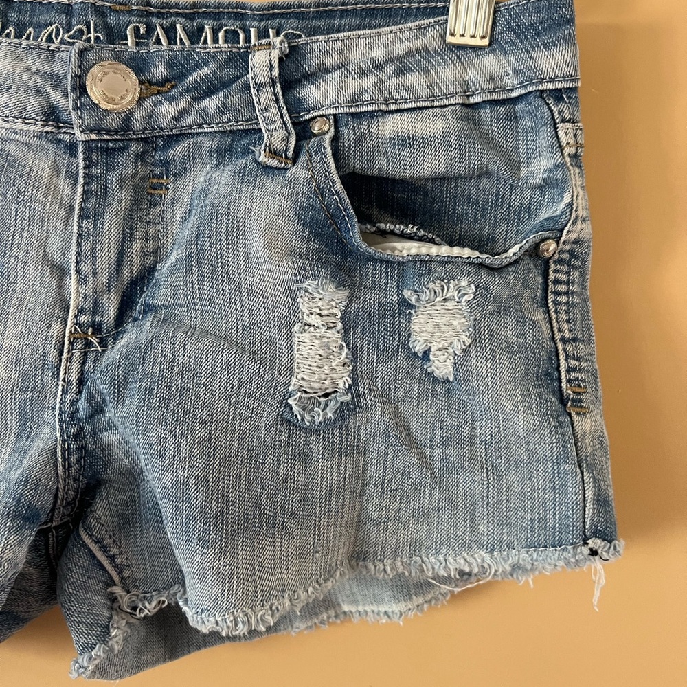 Almost Famous Distressed Blue Jean Shorts Juniors Size 5 Low rise 28x2 cutoff - Picture 5 of 10